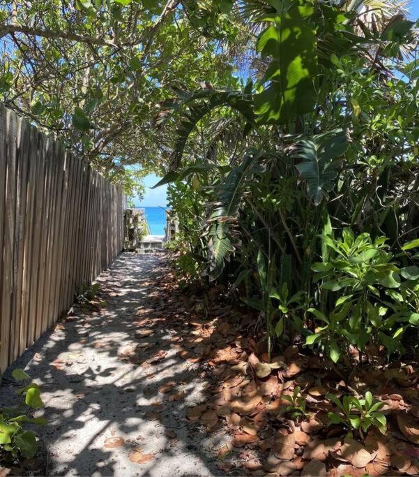 Beach Paradise Getaway - 200Ft From Beach! Sebastian Exterior foto